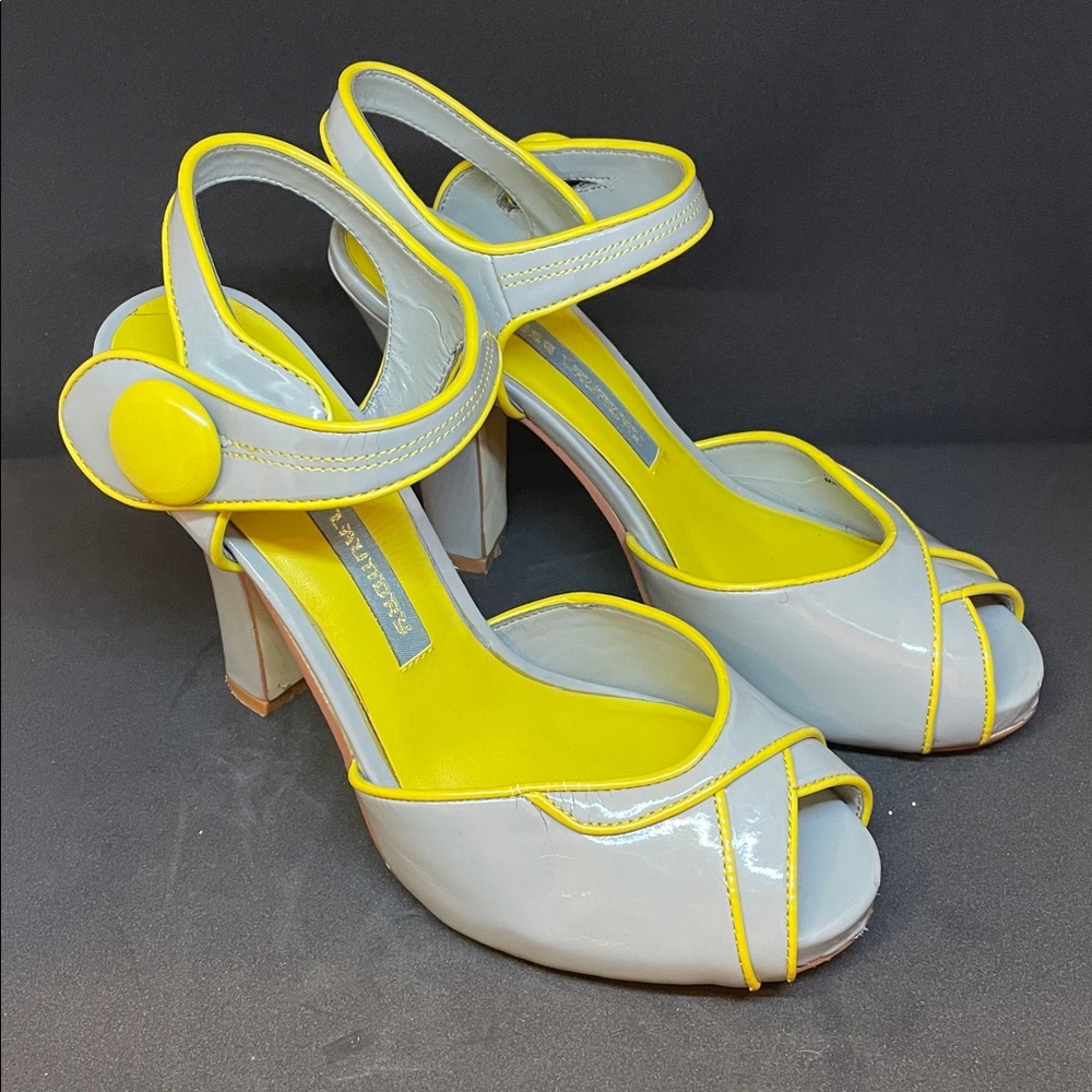 Chinese Laundry Gray Patent Open-Toe Heels with Yellow Trim